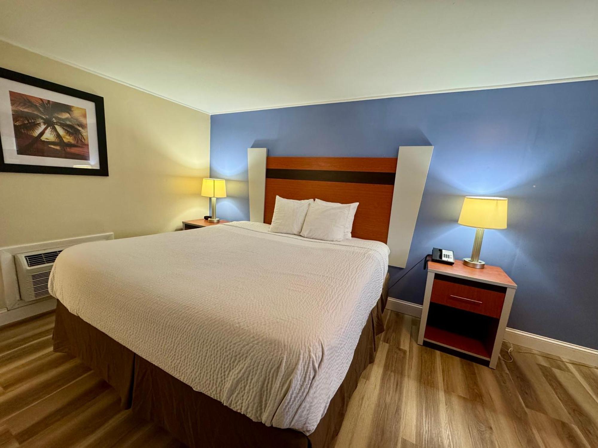 Days Inn By Wyndham - Cape Cod West Yarmouth Eksteriør bilde